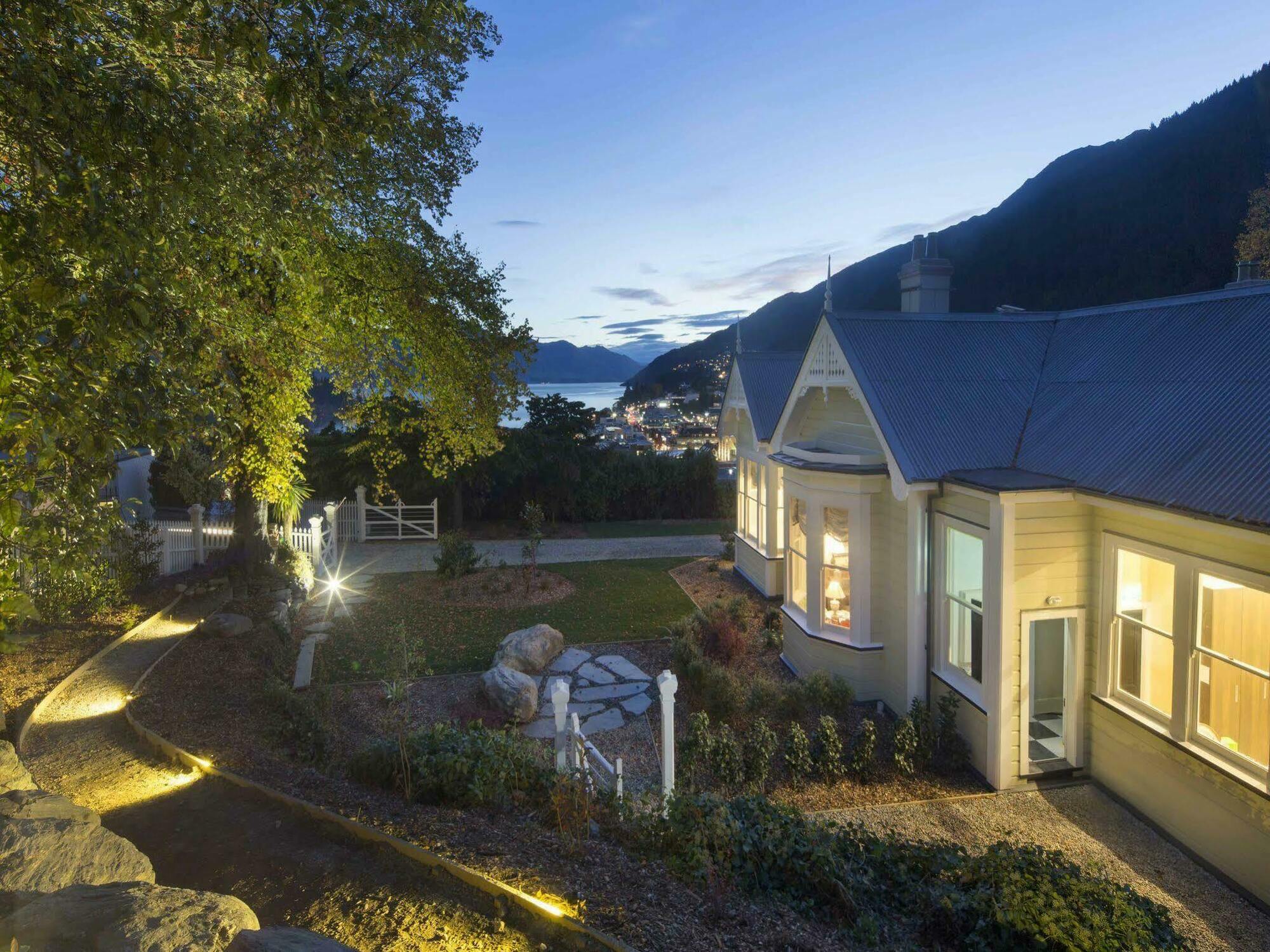 Hulbert House Luxury Boutique Lodge Queenstown Eksteriør billede